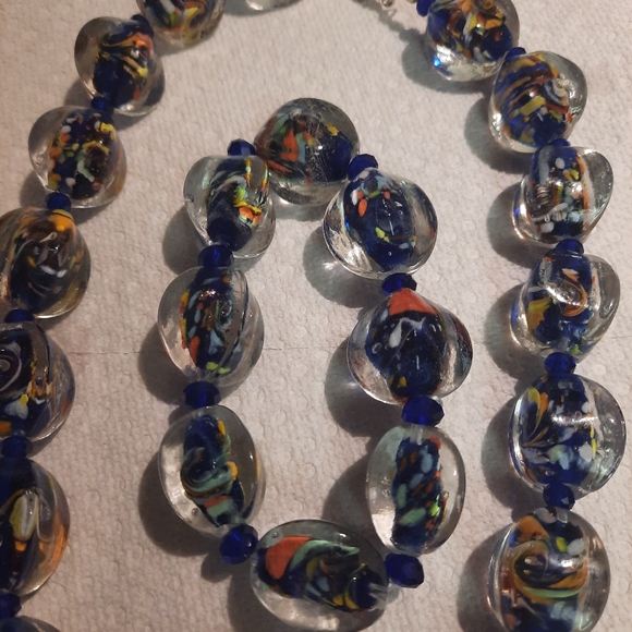 Murano glass necklace and bracelet - Picture 2 of 5